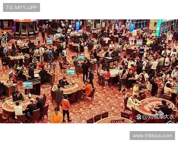 澳门赌场中谁玩老虎机赢得了几十万巨款的精彩瞬间